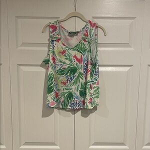 Onque Casuals Green Multi Floral Scoop Neck Tank
